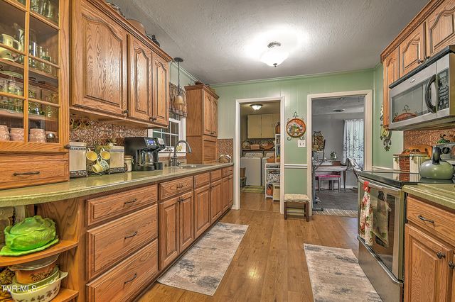 29521 Lee Highway, Glade Spring, VA 24340