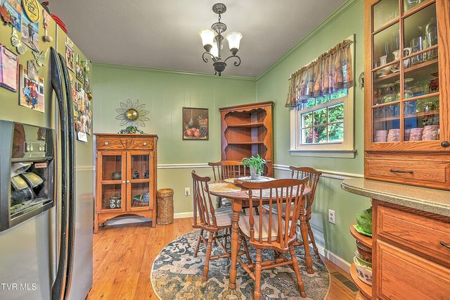 29521 Lee Highway, Glade Spring, VA 24340