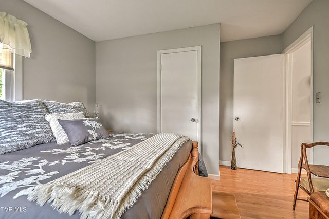 29521 Lee Highway, Glade Spring, VA 24340