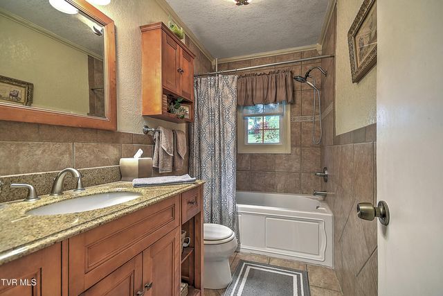 29521 Lee Highway, Glade Spring, VA 24340