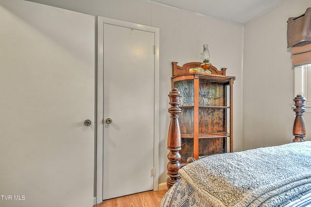 29521 Lee Highway, Glade Spring, VA 24340