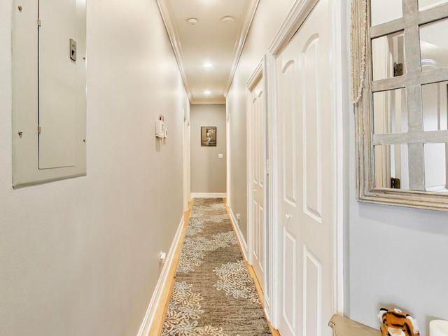 6545 N Sacramento Avenue 1S, Chicago, IL 60645