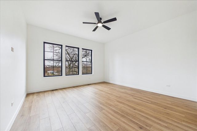 298 Apache Trail, Lake In The Hills, IL 60156