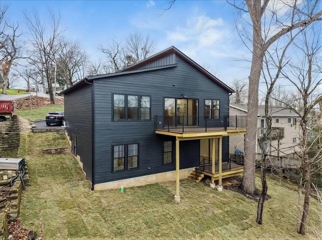 298 Apache Trail, Lake In The Hills, IL 60156