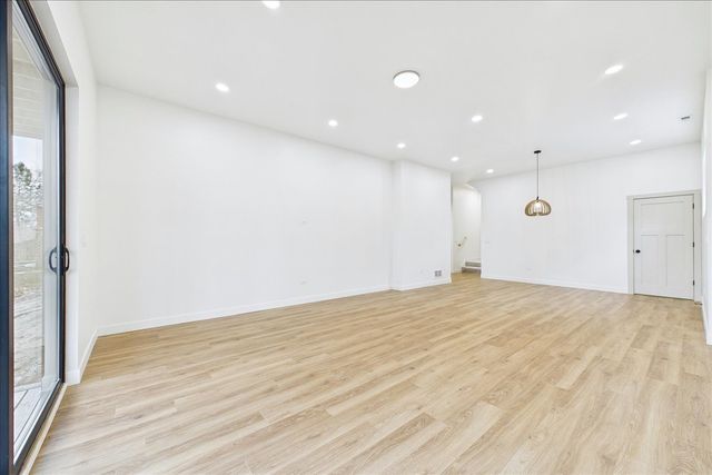 298 Apache Trail, Lake In The Hills, IL 60156