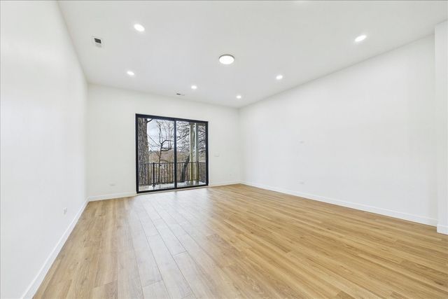 298 Apache Trail, Lake In The Hills, IL 60156