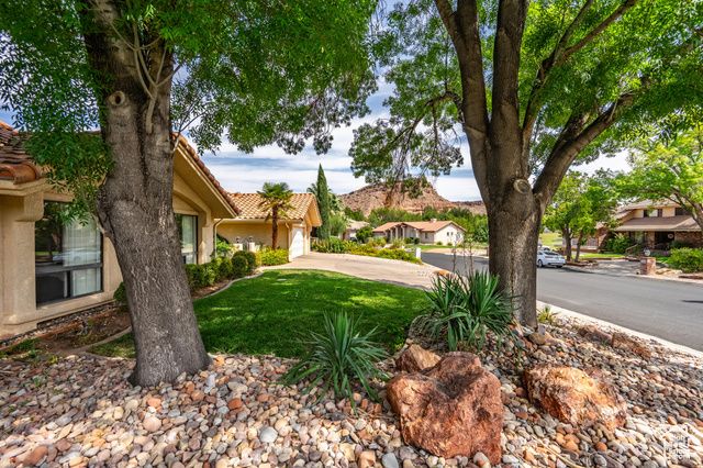 2952 S JACOB HAMBLIN DR, St. George, UT 84790