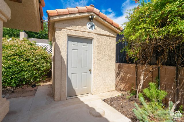 2952 S JACOB HAMBLIN DR, St. George, UT 84790