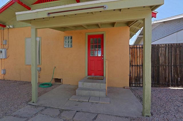 841 N 9th Avenue, Phoenix, AZ 85007