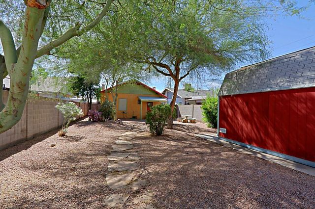 841 N 9th Avenue, Phoenix, AZ 85007