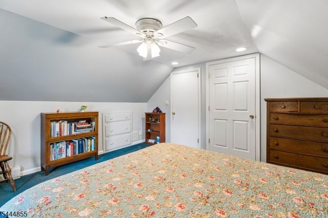 319 Edgeworth St, Middlesex Boro, NJ 08846