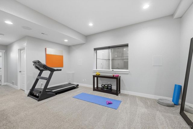 8026 E 35th Avenue, Denver, CO 80238