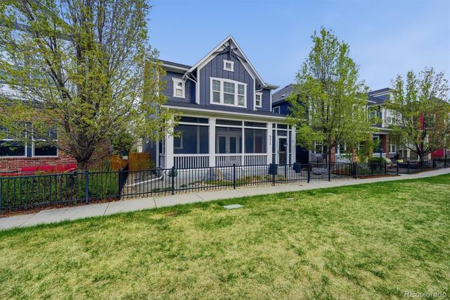 8026 E 35th Avenue, Denver, CO 80238