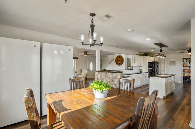 10009 County Road 168, Alvin, TX 77511