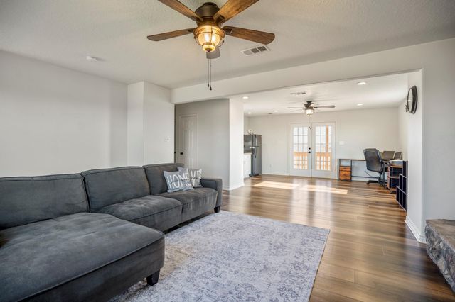 10009 County Road 168, Alvin, TX 77511