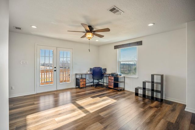 10009 County Road 168, Alvin, TX 77511