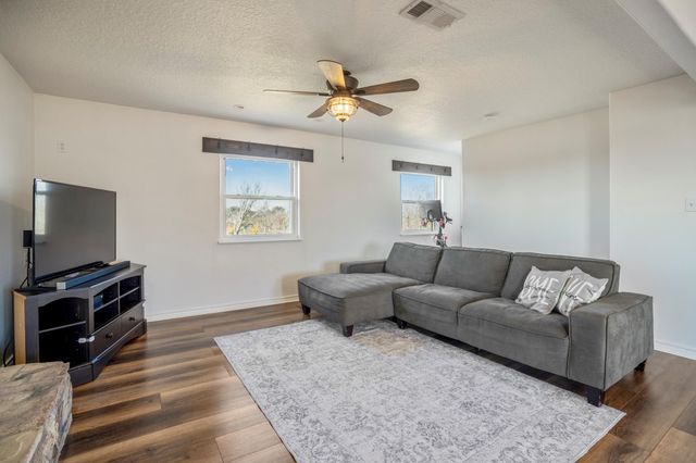 10009 County Road 168, Alvin, TX 77511