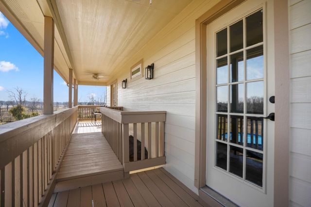 10009 County Road 168, Alvin, TX 77511