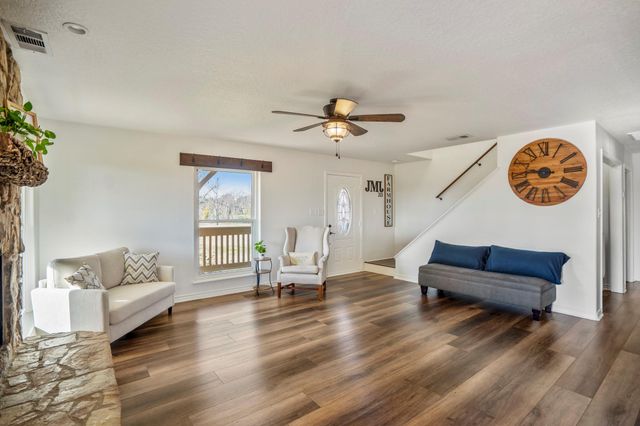 10009 County Road 168, Alvin, TX 77511