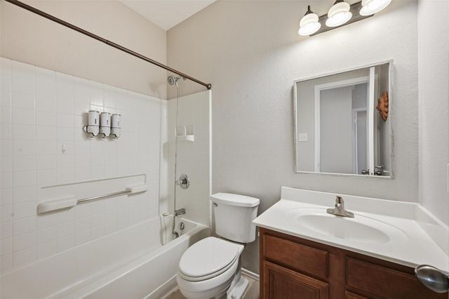 1665 Crown Point Drive, Little Elm, TX 75036