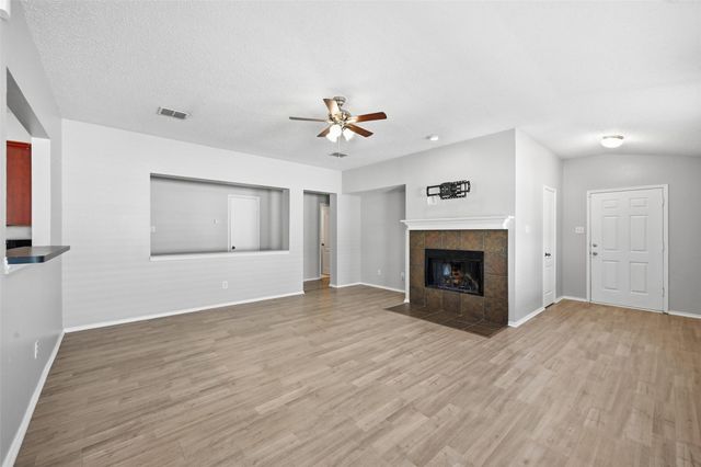 1665 Crown Point Drive, Little Elm, TX 75036