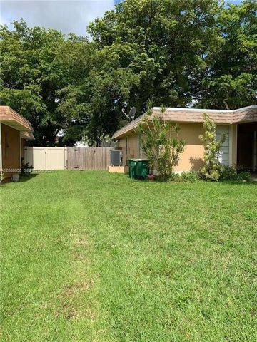 7911 NW 75th Avenue 0, Tamarac, FL 33321