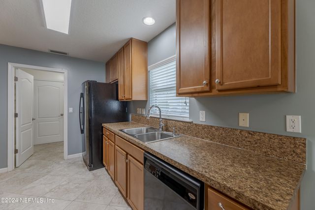 6605 HARMON HILLS Circle, Jacksonville, FL 32222