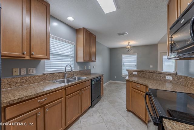 6605 HARMON HILLS Circle, Jacksonville, FL 32222