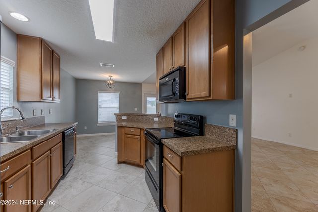 6605 HARMON HILLS Circle, Jacksonville, FL 32222