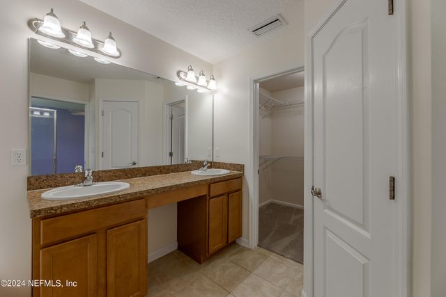 6605 HARMON HILLS Circle, Jacksonville, FL 32222