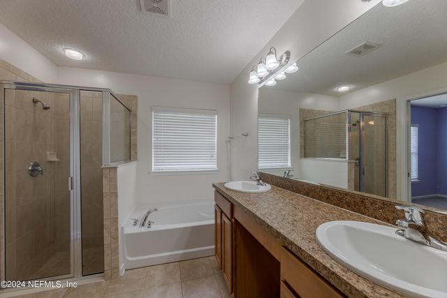 6605 HARMON HILLS Circle, Jacksonville, FL 32222