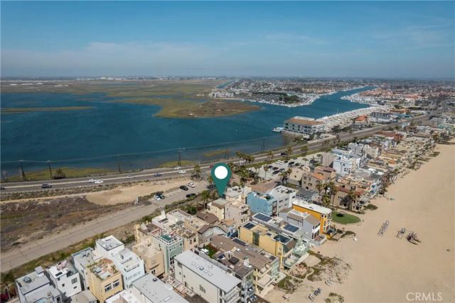 20 Pacific Avenue, Surfside, CA 90743