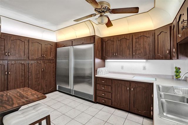 366 W 12th St, Hialeah, FL 33010