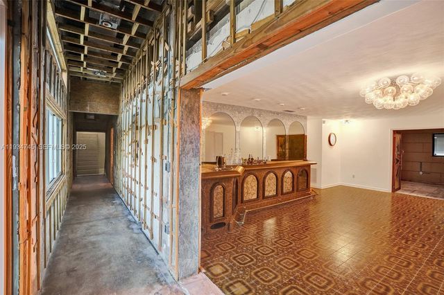 366 W 12th St, Hialeah, FL 33010