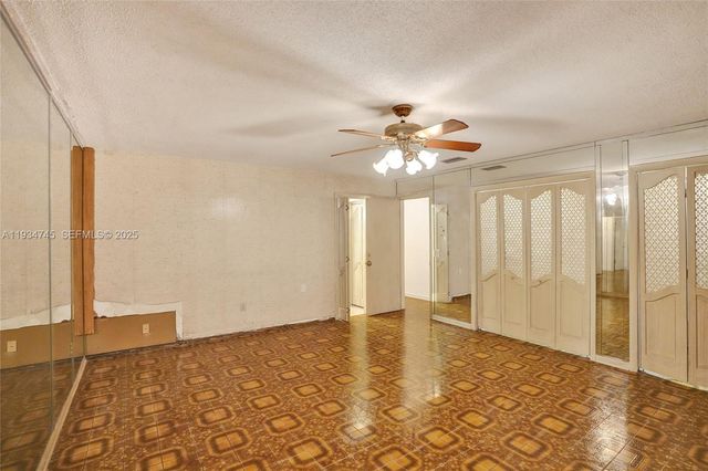 366 W 12th St, Hialeah, FL 33010