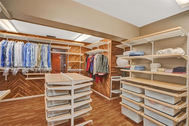 366 W 12th St, Hialeah, FL 33010