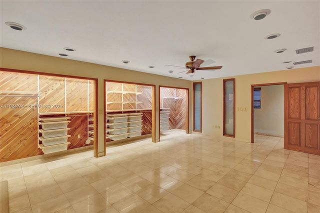 366 W 12th St, Hialeah, FL 33010