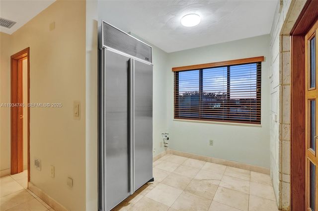 366 W 12th St, Hialeah, FL 33010