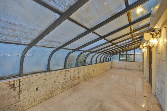 366 W 12th St, Hialeah, FL 33010