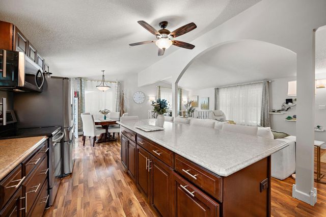 1490 Rainbow Avenue, Maple Plain, MN 55359