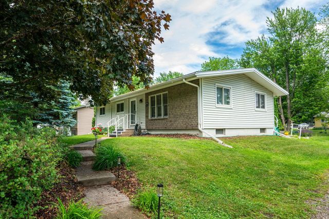 1490 Rainbow Avenue, Maple Plain, MN 55359