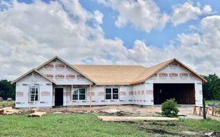 62155 E 270 Road, Grove, OK 74344
