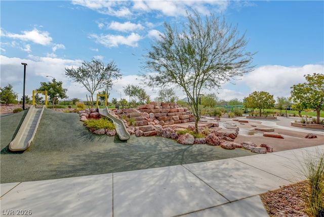 1102 North Water Street, Henderson, NV 89011