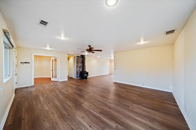 4038 Glen Hollow Lane, Anderson, CA 96007