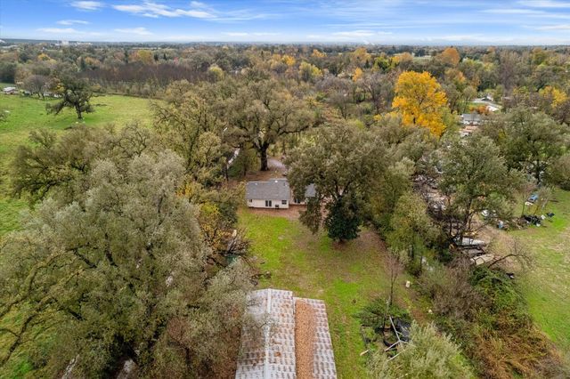 4038 Glen Hollow Lane, Anderson, CA 96007