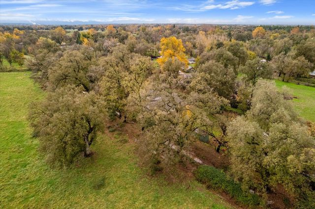 4038 Glen Hollow Lane, Anderson, CA 96007