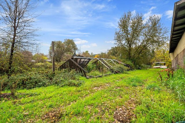 4038 Glen Hollow Lane, Anderson, CA 96007