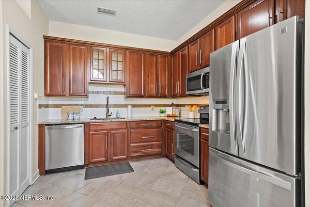 1834 HIGH BROOK Court, Jacksonville, FL 32225