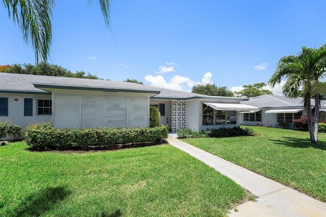 1210 S Drive Circle D, Delray Beach, FL 33445