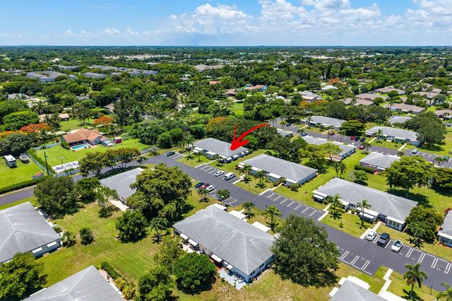 1210 S Drive Circle D, Delray Beach, FL 33445